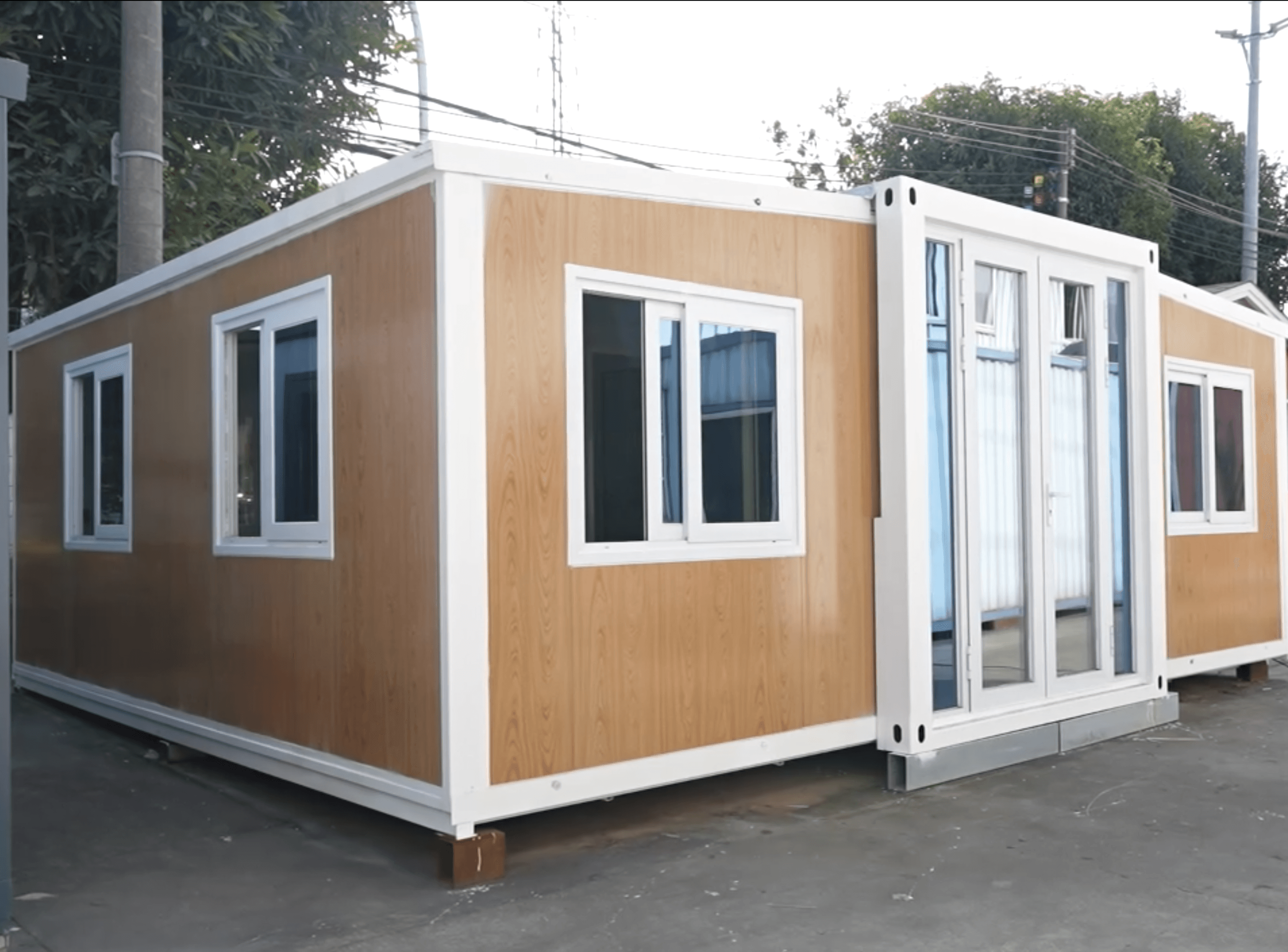 20ft Expandable Cabin Shell